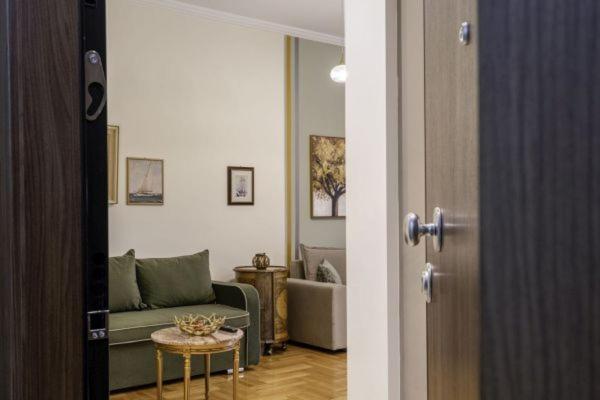 G102 Κεντρικό Πολυτελές Διαμέρισμα Apartment Volos Exterior photo